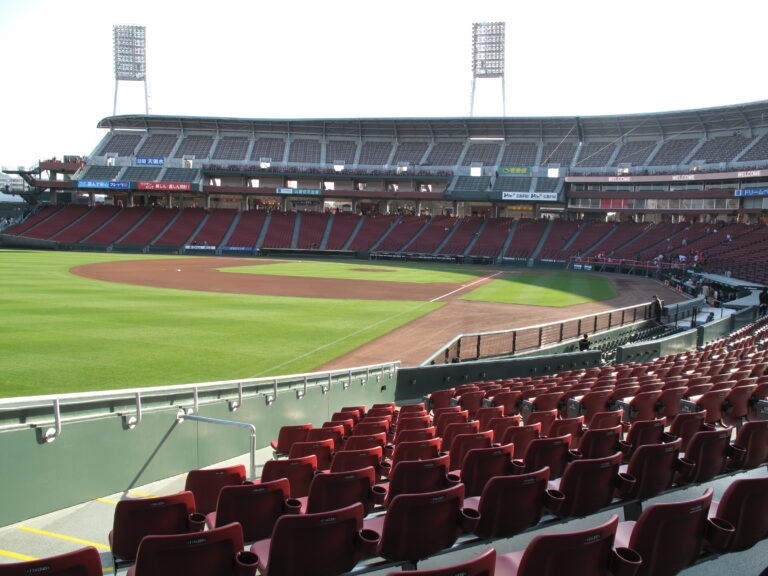 マツダ スタジアムの座席ごとの見え方｜内野・外野・2階席を比較【2026年版】