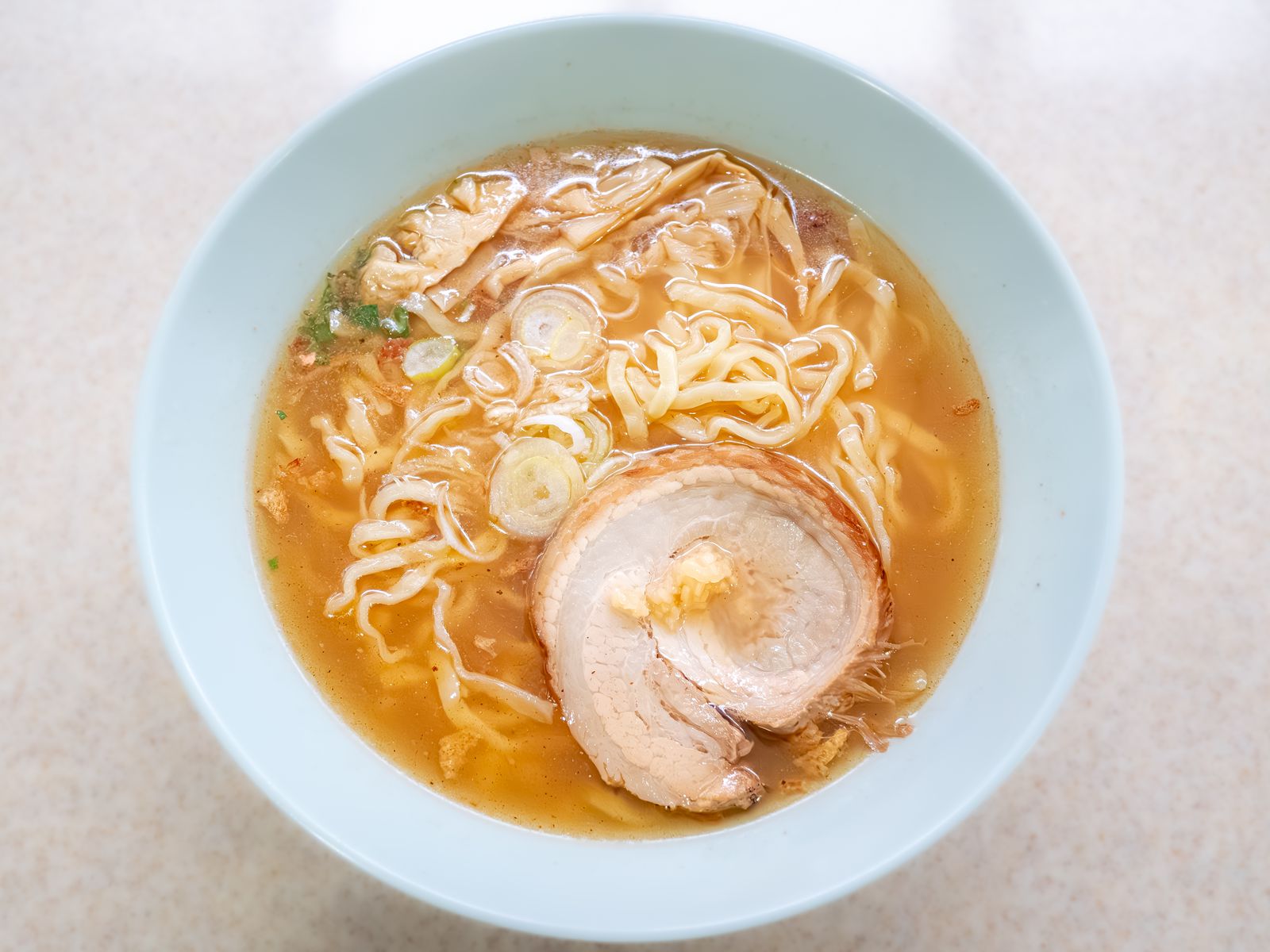 中山競馬場の福麺で提供されたうま塩らーめん
